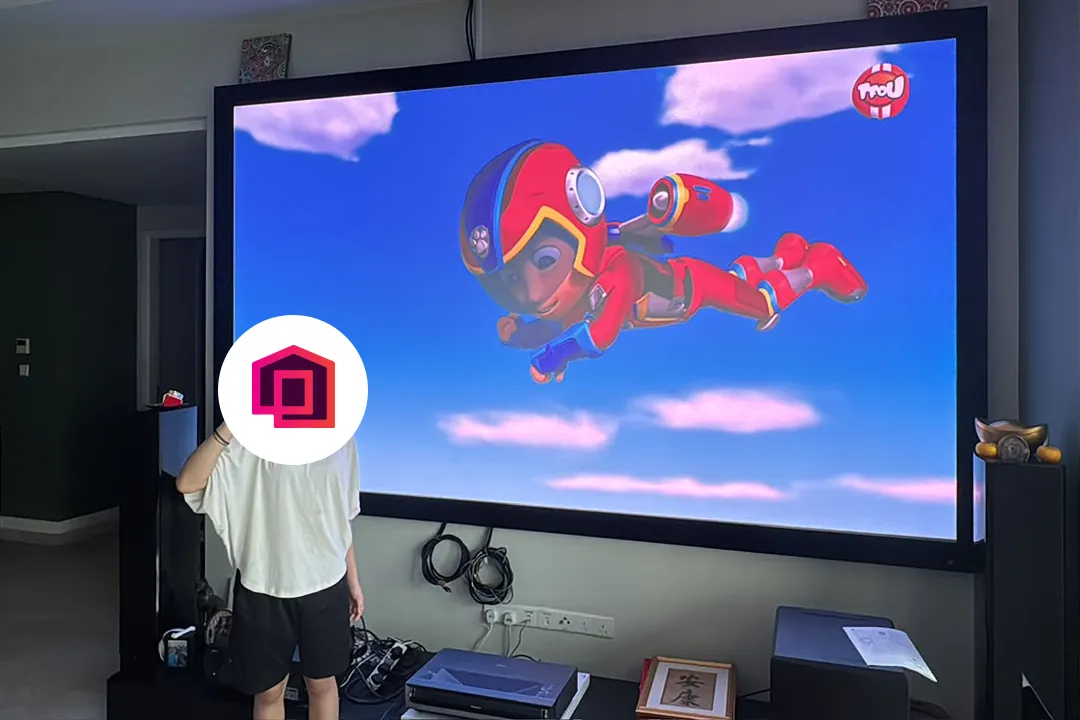 Hisense PX3-Pro 4K UST + 150" Screen setup at Mr. Philippe's Living Room